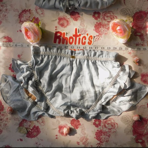NWT Angelic Pale Blue Ruffle Soliana Shorts - Picture 3 of 7